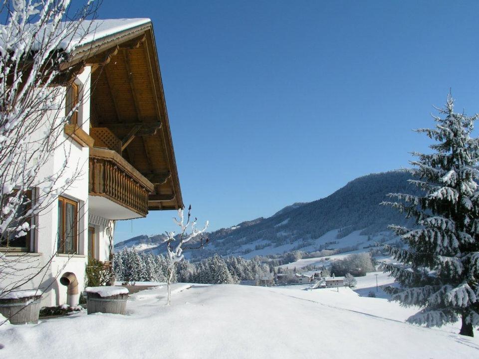Ferienwohnungen Pension Sonnblick Krumbach  Exterior foto